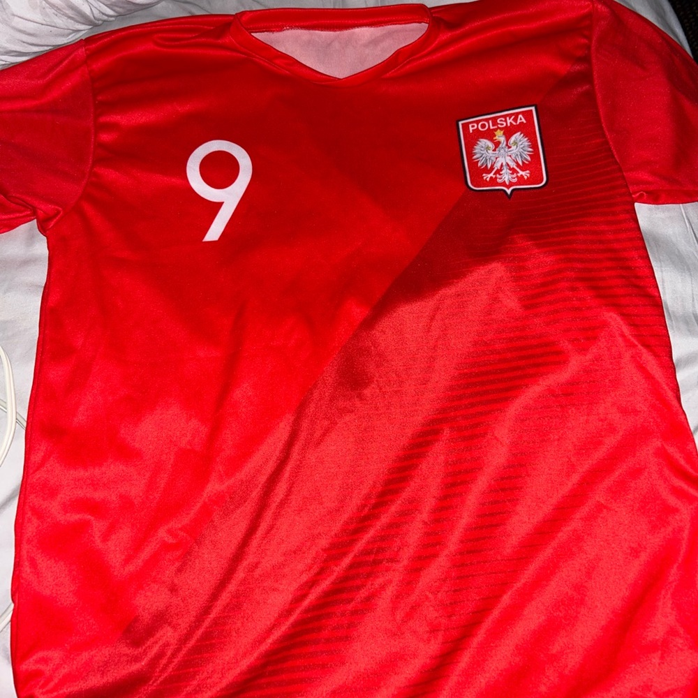 lewandowski polish sports tee size large